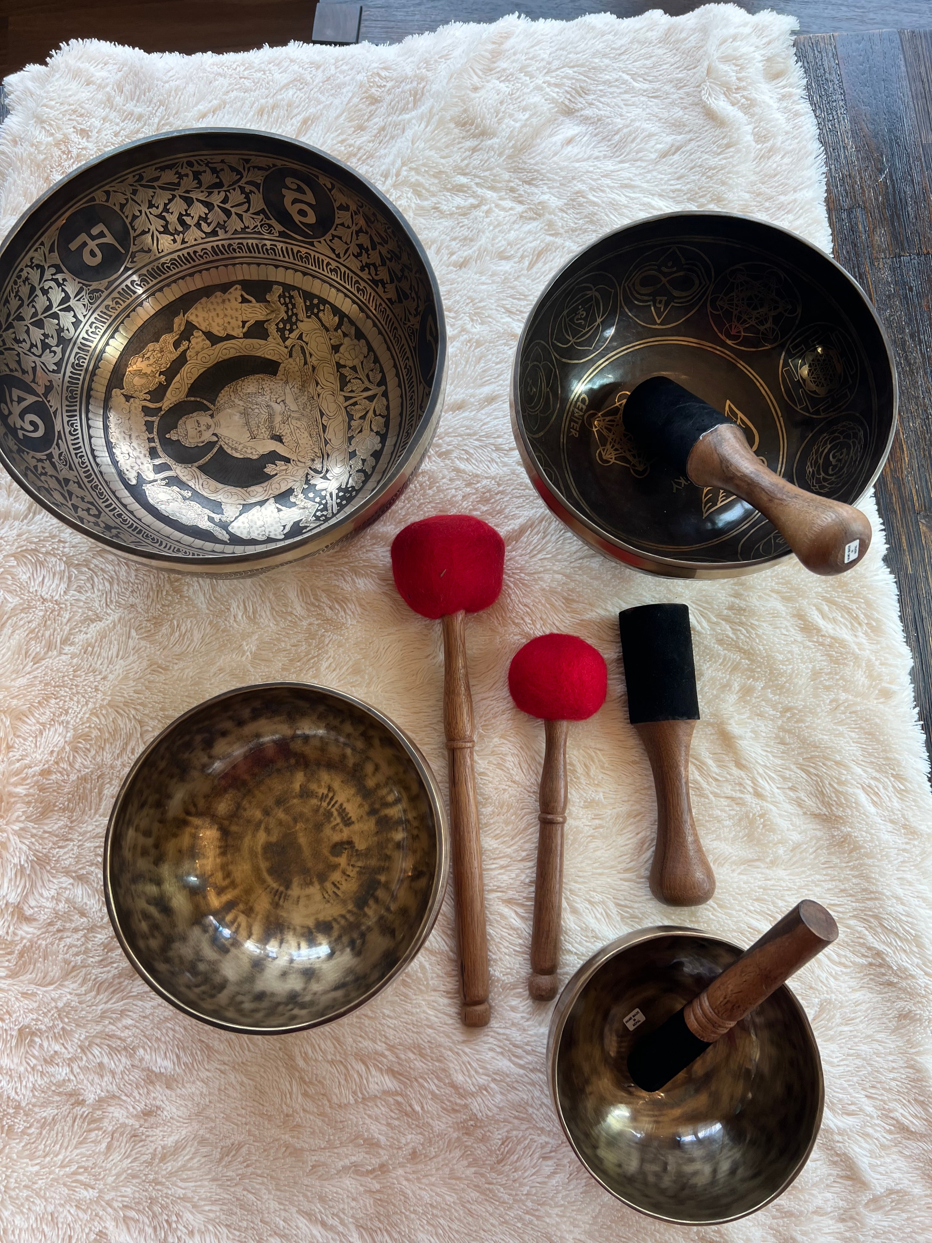 Bundle package SAVE $500 singing bowls.. set of 4