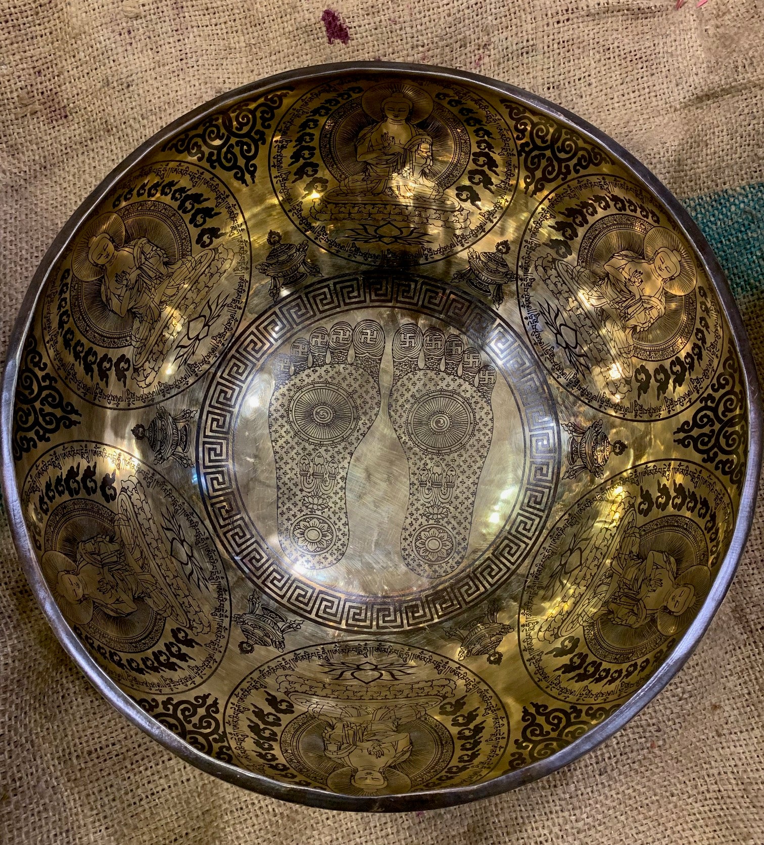 Handmade Healing Fine Special Etching Carving Singing Bowls