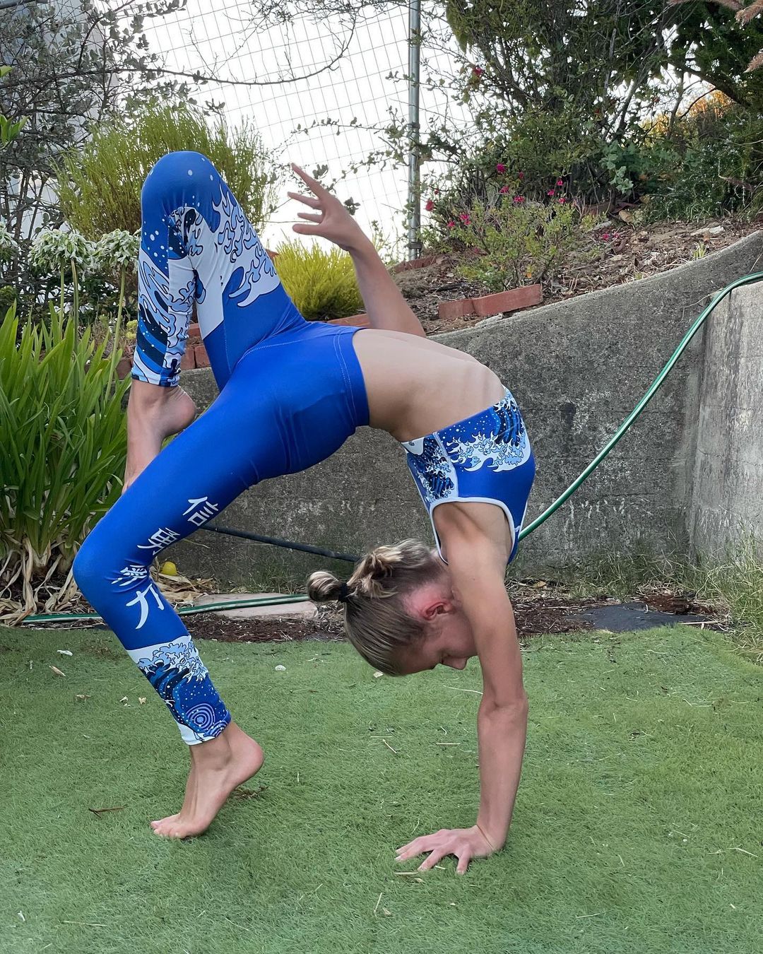 Japanese Waves Youth Leggings
